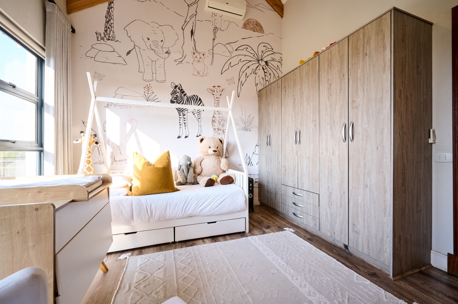 4 Bedroom Property for Sale in Waterfall Country Estate Gauteng