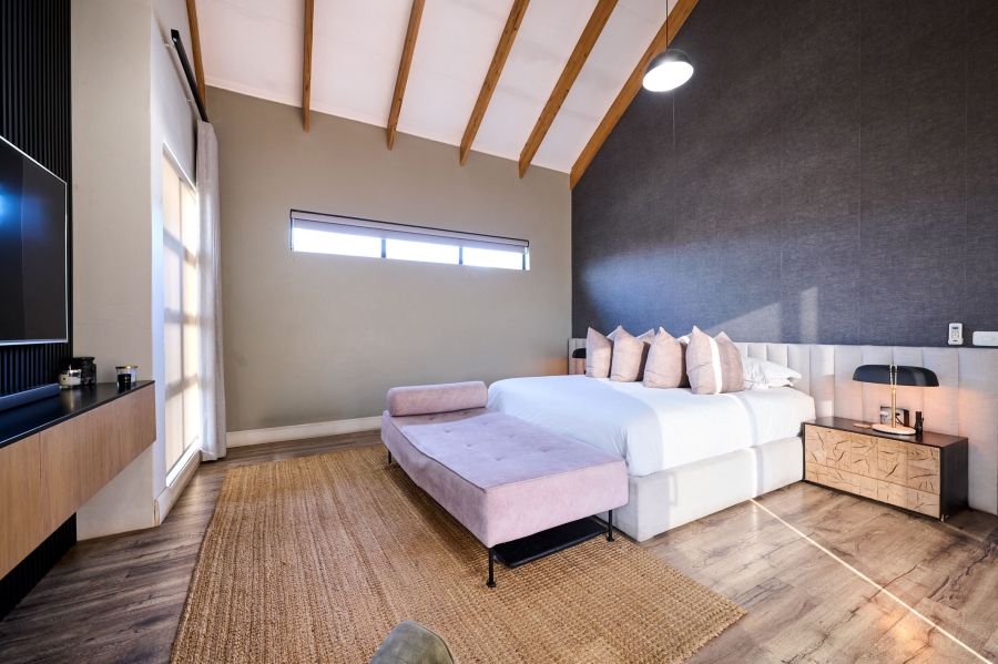 4 Bedroom Property for Sale in Waterfall Country Estate Gauteng