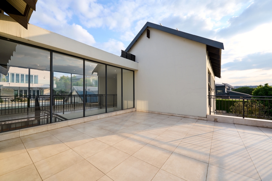 4 Bedroom Property for Sale in Waterfall Country Estate Gauteng