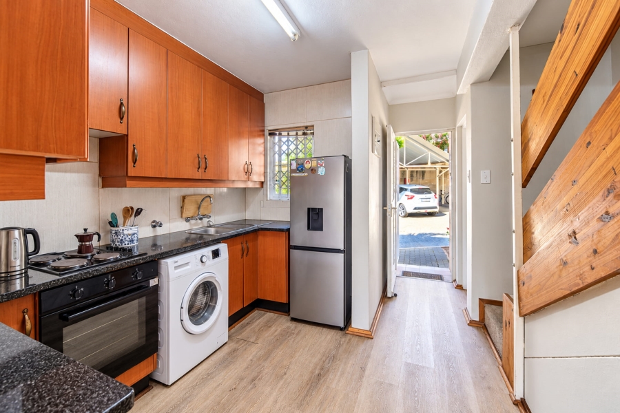 2 Bedroom Property for Sale in Hillcrest Gauteng