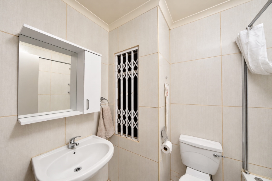 2 Bedroom Property for Sale in Hillcrest Gauteng