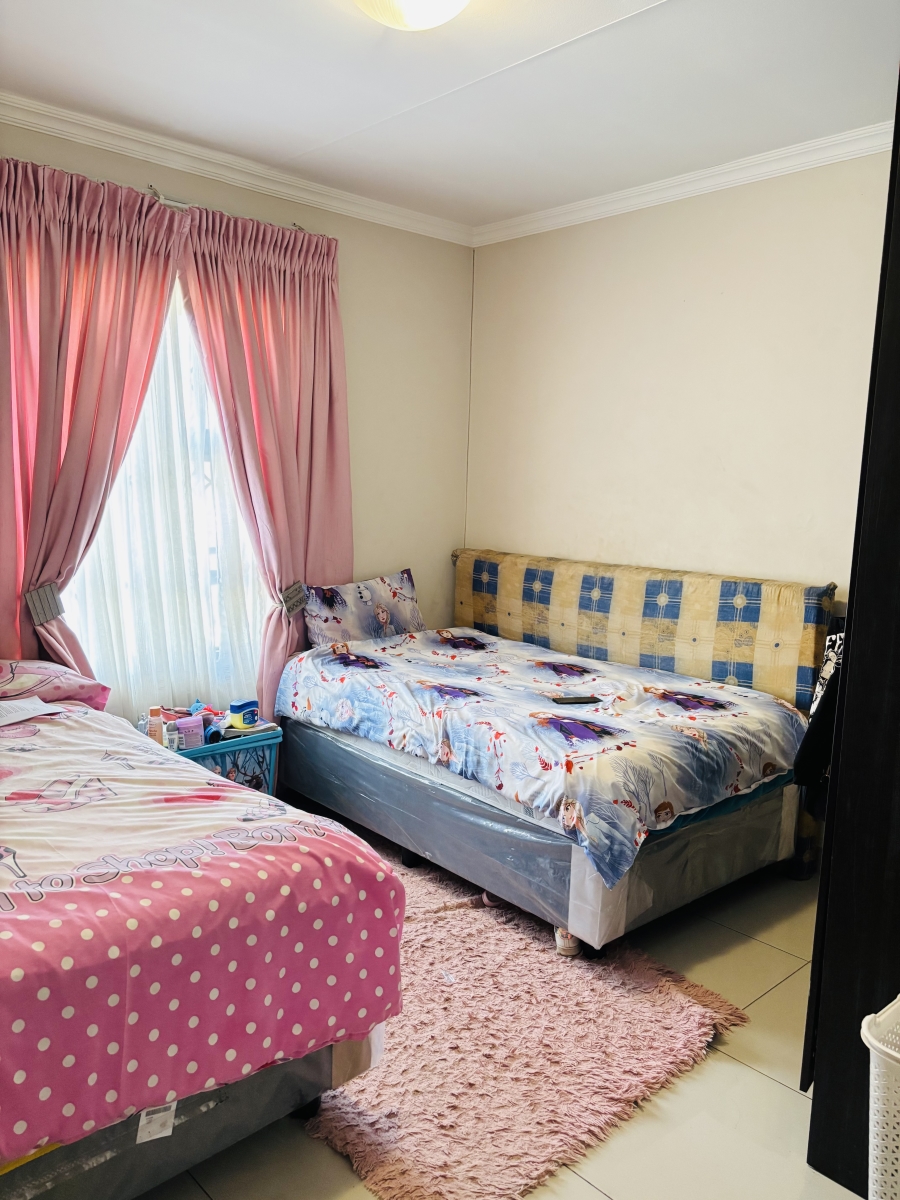 To Let 3 Bedroom Property for Rent in Clayville Gauteng