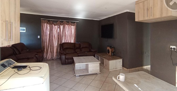 3 Bedroom Property for Sale in Andeon AH Gauteng