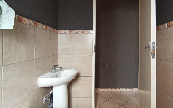 3 Bedroom Property for Sale in Andeon AH Gauteng