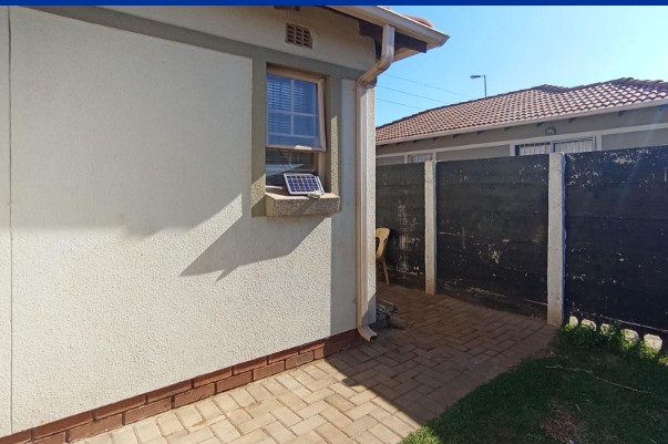 3 Bedroom Property for Sale in Andeon AH Gauteng