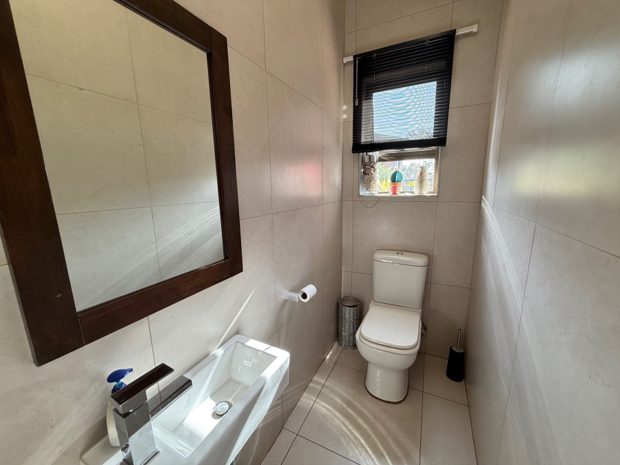 3 Bedroom Property for Sale in Olympus Country Estate Gauteng