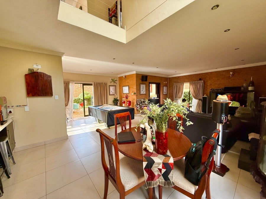 3 Bedroom Property for Sale in Olympus Country Estate Gauteng
