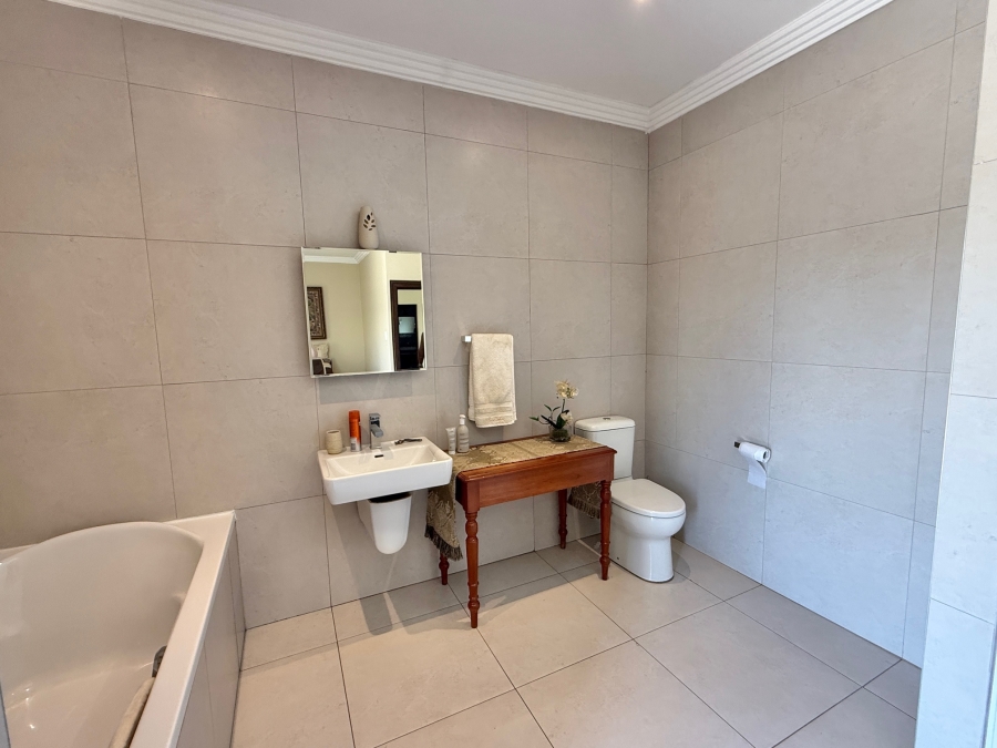 3 Bedroom Property for Sale in Olympus Country Estate Gauteng