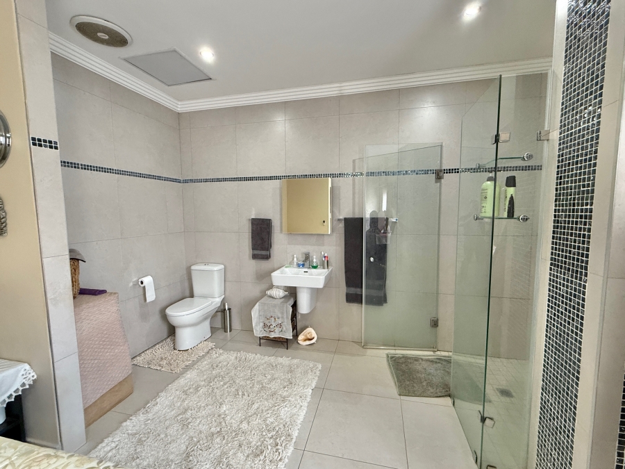3 Bedroom Property for Sale in Olympus Country Estate Gauteng