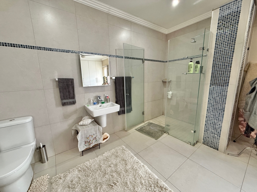 3 Bedroom Property for Sale in Olympus Country Estate Gauteng