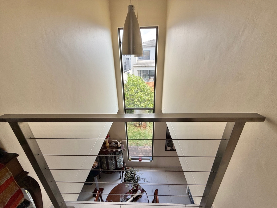 3 Bedroom Property for Sale in Olympus Country Estate Gauteng