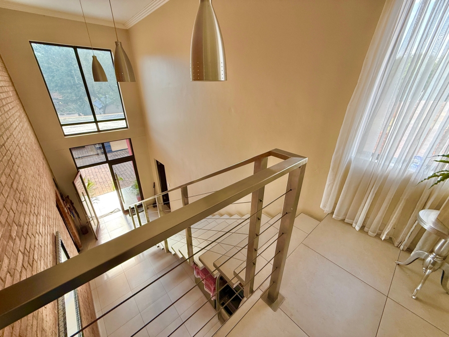 3 Bedroom Property for Sale in Olympus Country Estate Gauteng