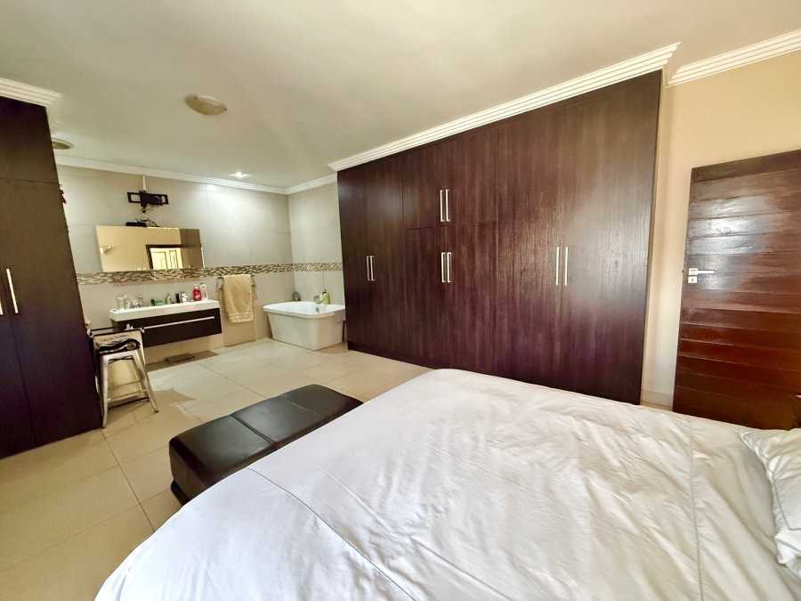 3 Bedroom Property for Sale in Olympus Country Estate Gauteng