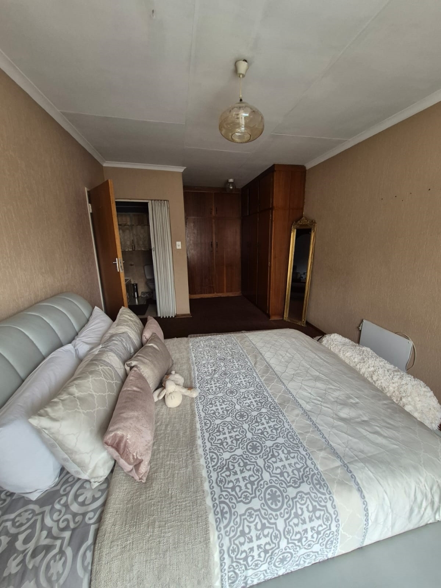 2 Bedroom Property for Sale in Three Rivers Gauteng