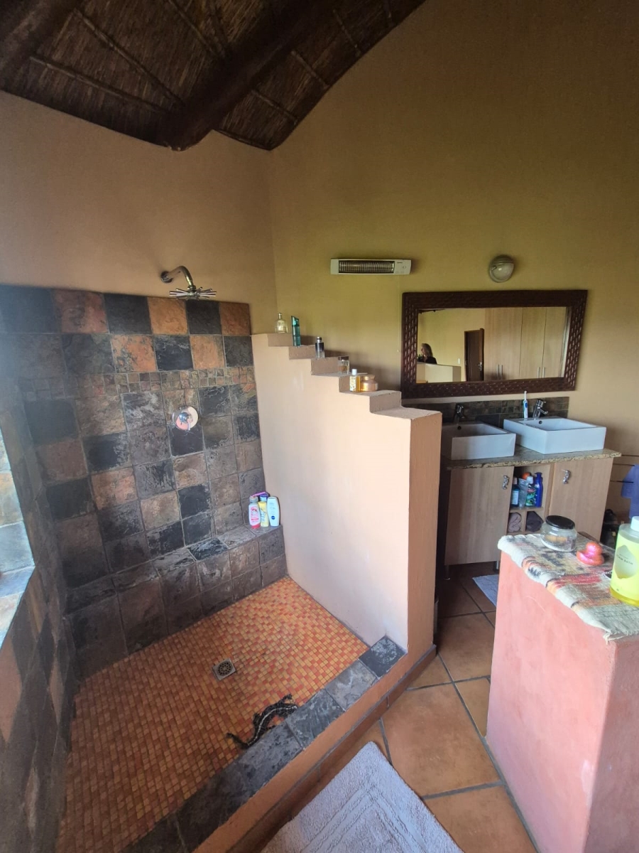 4 Bedroom Property for Sale in Mooilande Gauteng