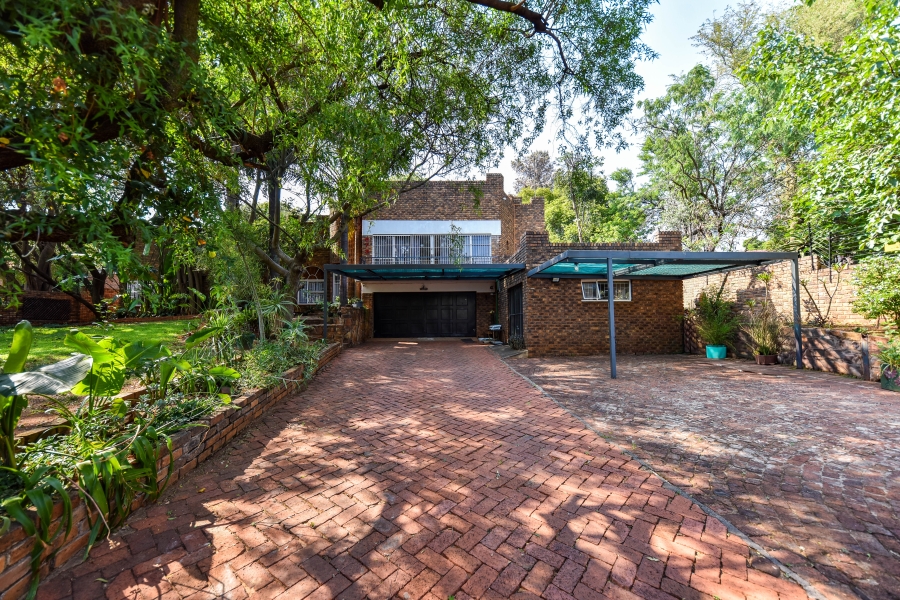 3 Bedroom Property for Sale in Garsfontein Gauteng