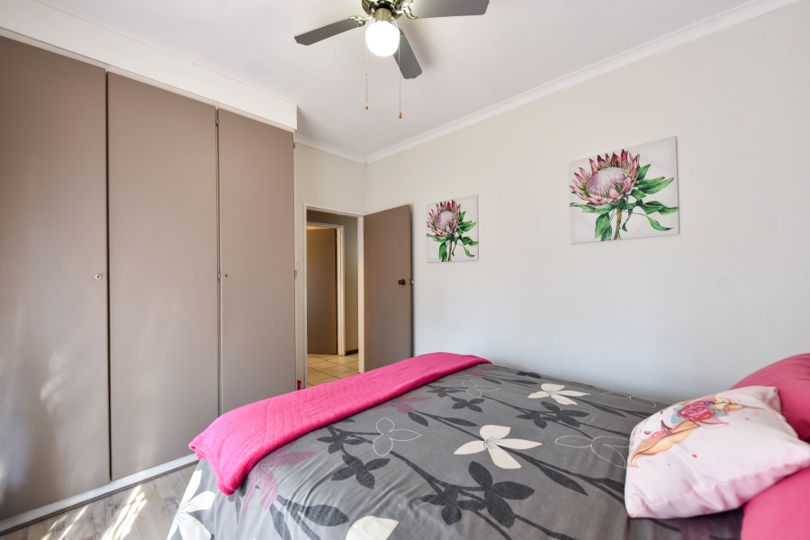 3 Bedroom Property for Sale in Garsfontein Gauteng