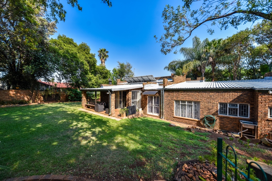 3 Bedroom Property for Sale in Garsfontein Gauteng