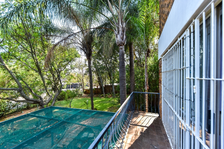 3 Bedroom Property for Sale in Garsfontein Gauteng