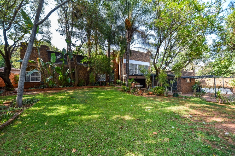 3 Bedroom Property for Sale in Garsfontein Gauteng