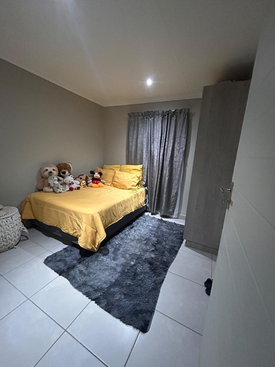 To Let 3 Bedroom Property for Rent in Lion Pride Gauteng