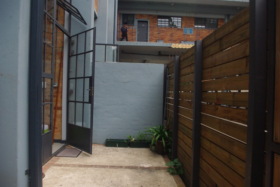To Let 2 Bedroom Property for Rent in Braamfontein Werf Gauteng
