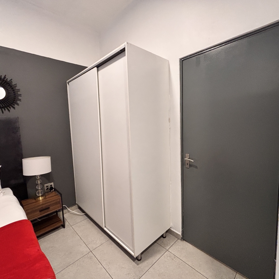 1 Bedroom Property for Sale in Ferndale Gauteng