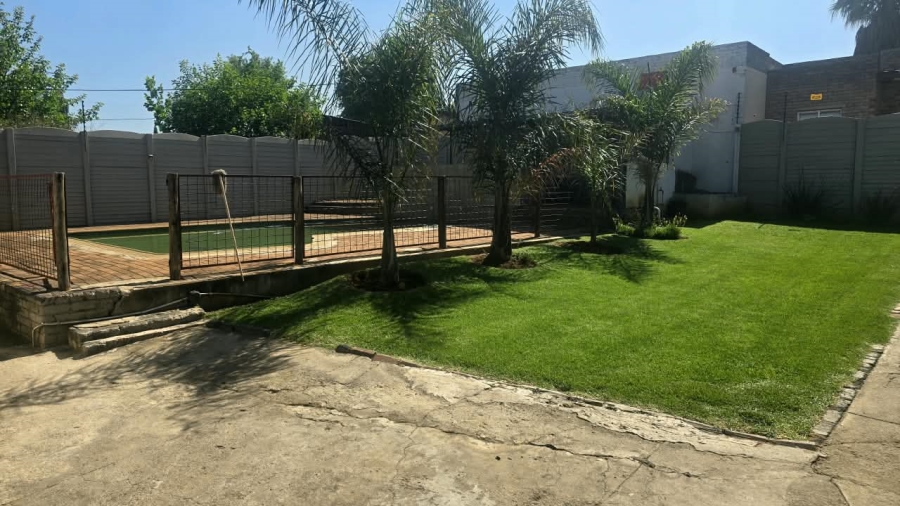 3 Bedroom Property for Sale in Estera Gauteng