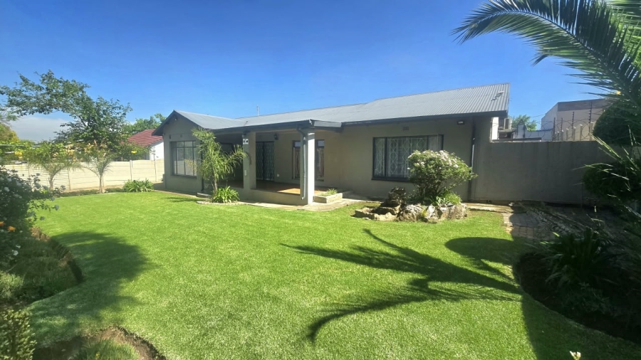 3 Bedroom Property for Sale in Estera Gauteng