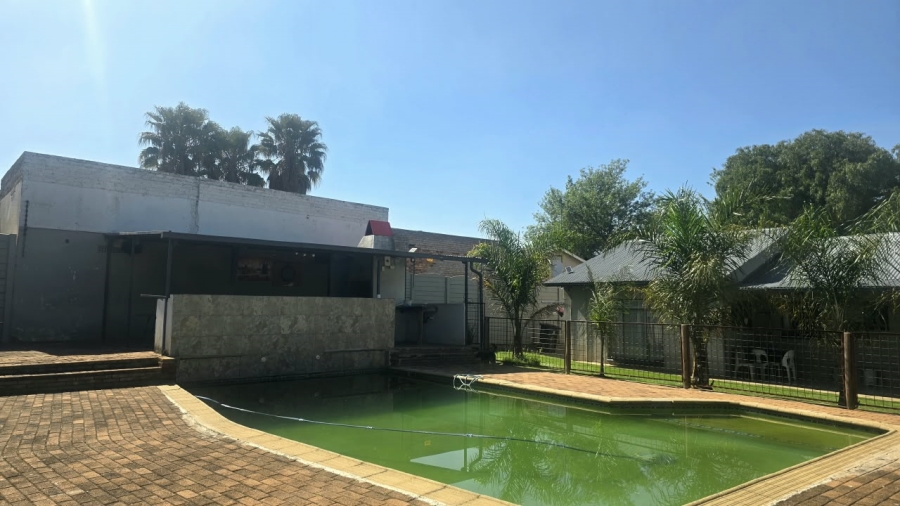 3 Bedroom Property for Sale in Estera Gauteng