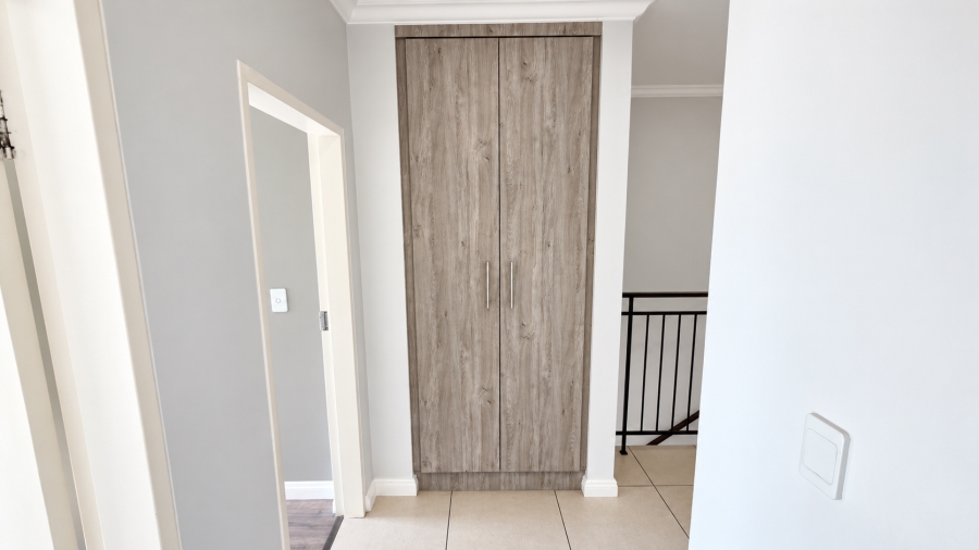4 Bedroom Property for Sale in Bryanston West Gauteng