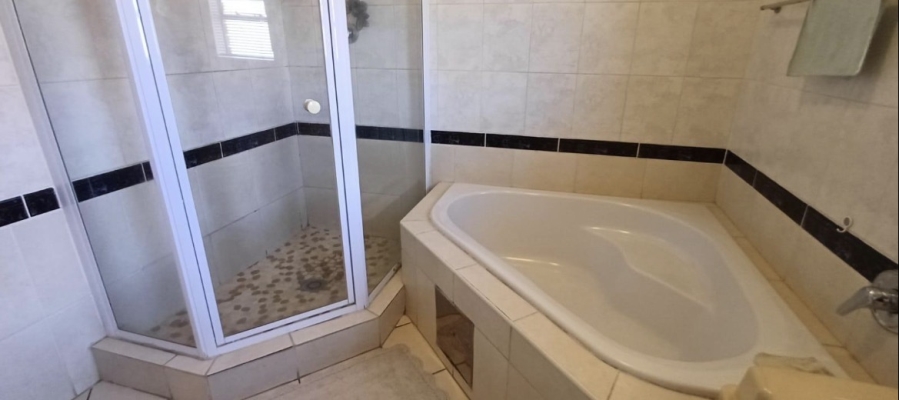 2 Bedroom Property for Sale in Liefde en Vrede Gauteng