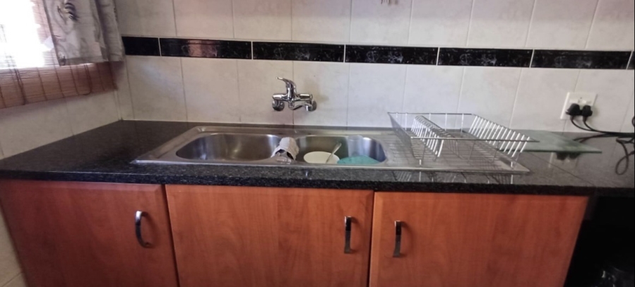2 Bedroom Property for Sale in Liefde en Vrede Gauteng