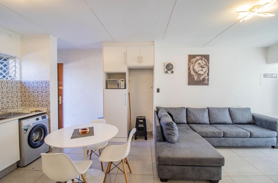 2 Bedroom Property for Sale in Mulbarton Gauteng