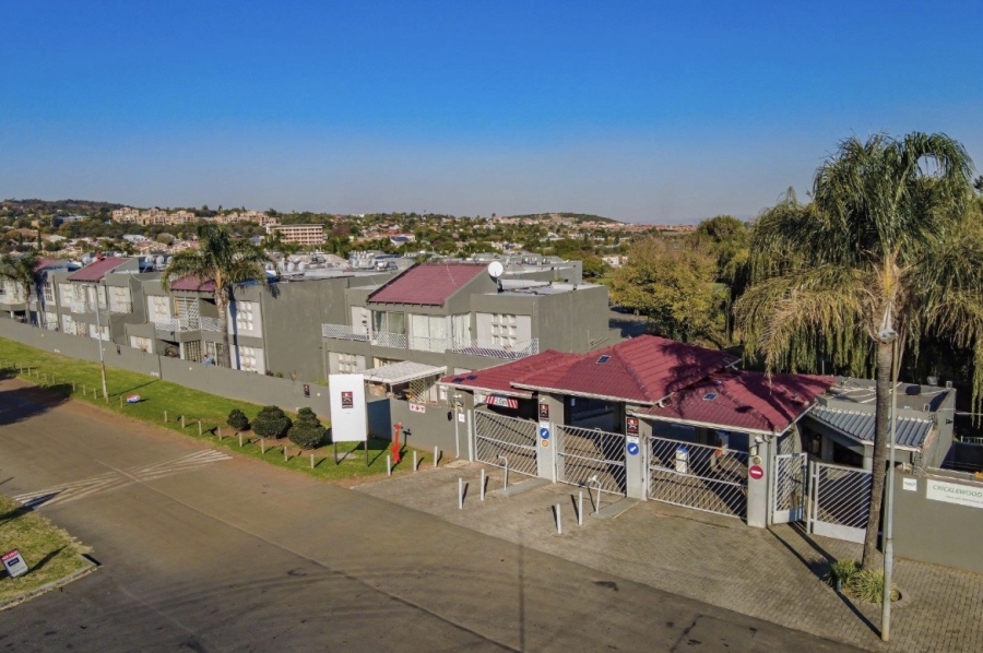 2 Bedroom Property for Sale in Mulbarton Gauteng