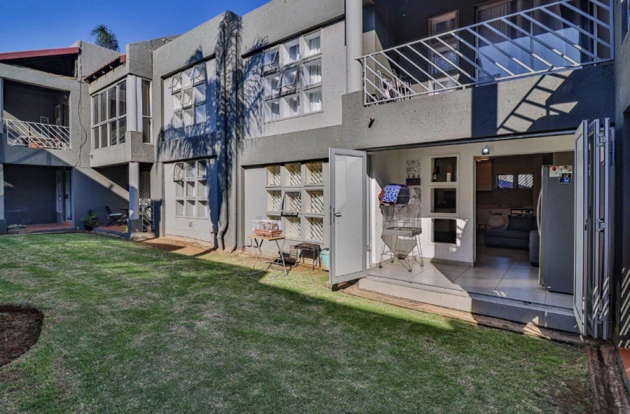 2 Bedroom Property for Sale in Mulbarton Gauteng