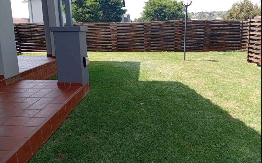 2 Bedroom Property for Sale in Gleneagles Gauteng