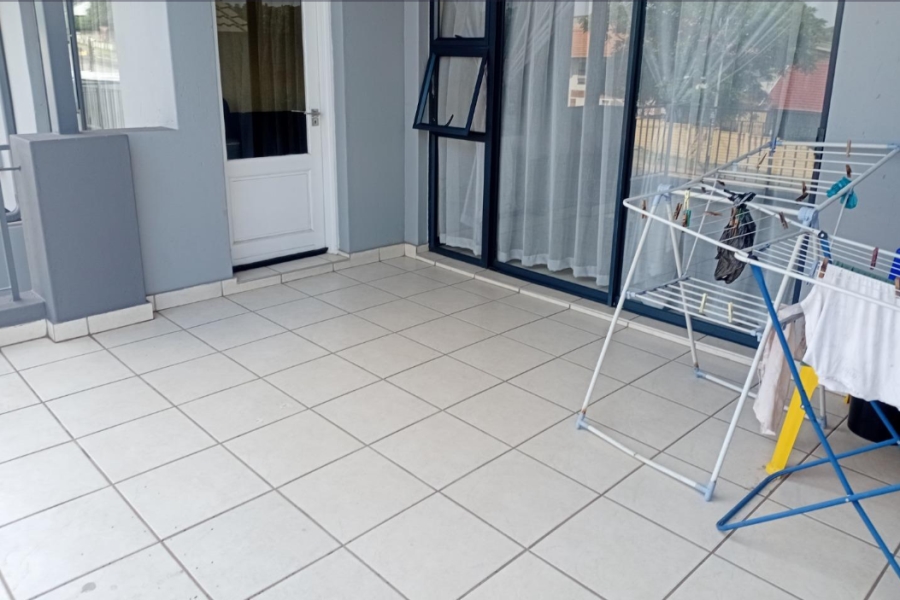 2 Bedroom Property for Sale in Gleneagles Gauteng