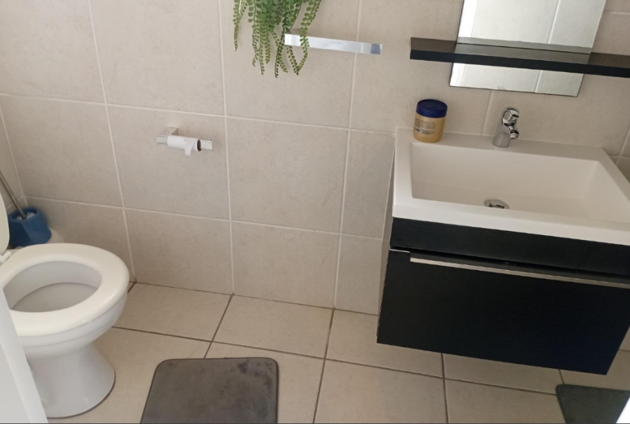 2 Bedroom Property for Sale in Gleneagles Gauteng