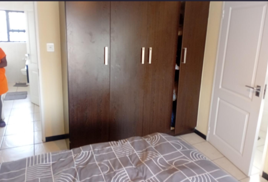 2 Bedroom Property for Sale in Gleneagles Gauteng