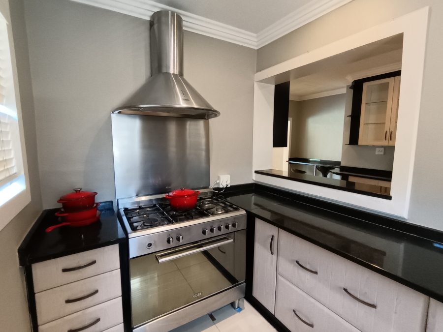 4 Bedroom Property for Sale in Brackendowns Gauteng