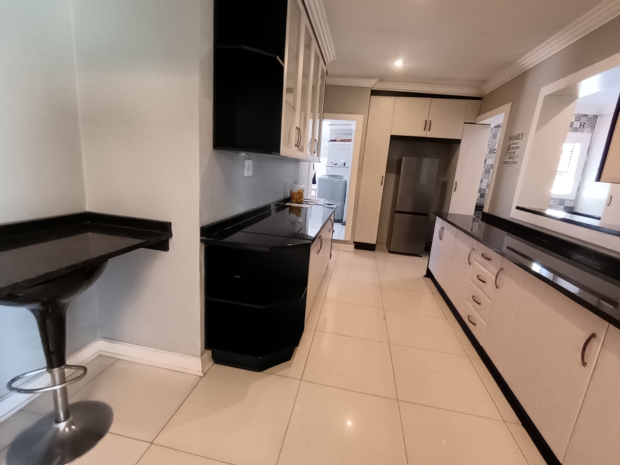 4 Bedroom Property for Sale in Brackendowns Gauteng