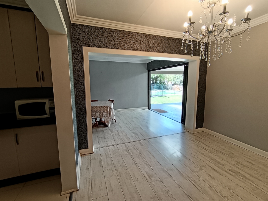 4 Bedroom Property for Sale in Brackendowns Gauteng