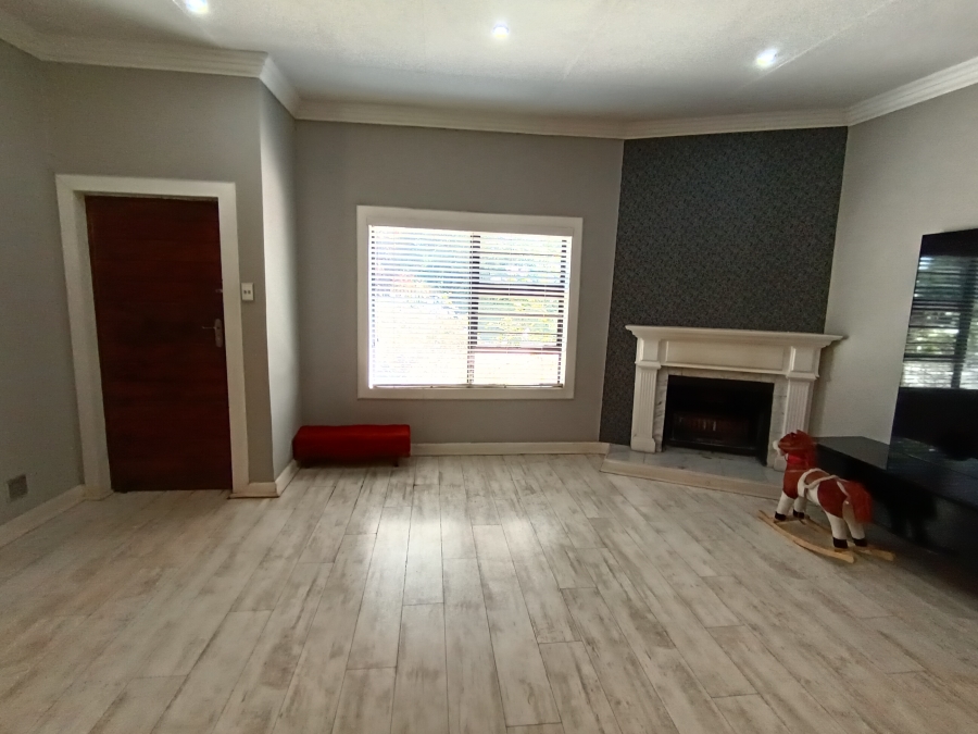 4 Bedroom Property for Sale in Brackendowns Gauteng