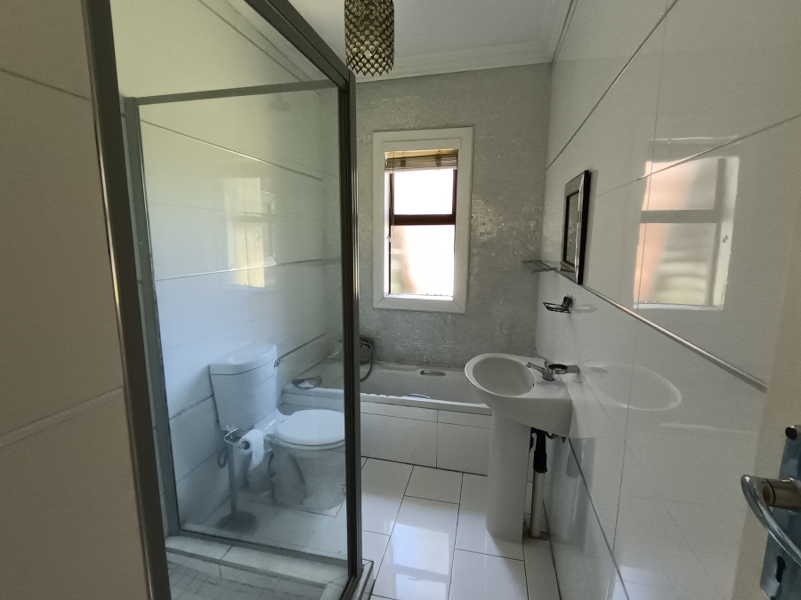 4 Bedroom Property for Sale in Brackendowns Gauteng