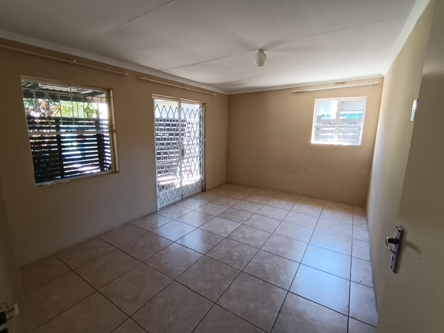 4 Bedroom Property for Sale in Brackendowns Gauteng