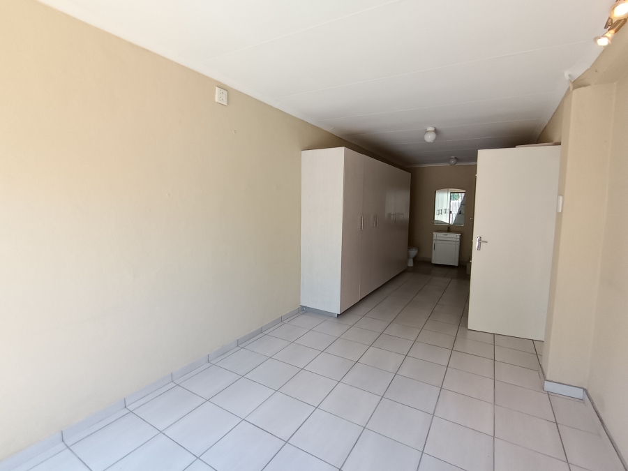 4 Bedroom Property for Sale in Brackendowns Gauteng
