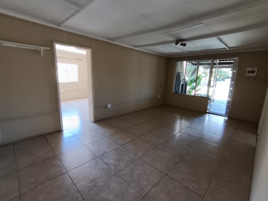 4 Bedroom Property for Sale in Brackendowns Gauteng