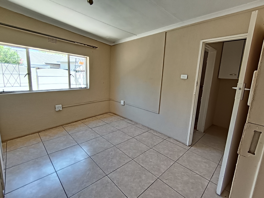 4 Bedroom Property for Sale in Brackendowns Gauteng