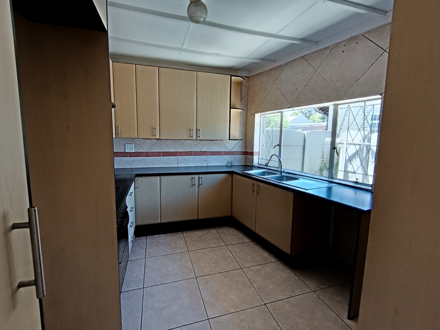 4 Bedroom Property for Sale in Brackendowns Gauteng